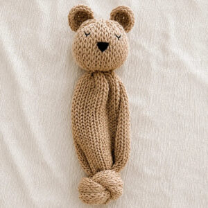 Artisan Knit Sleepy Bear: Taupe